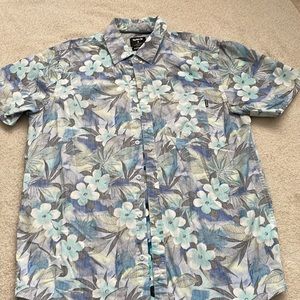 Men’s Hurley short sleeve dress shirt